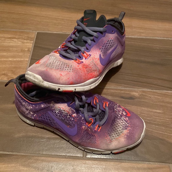 Nike sneakers - Picture 2 of 6